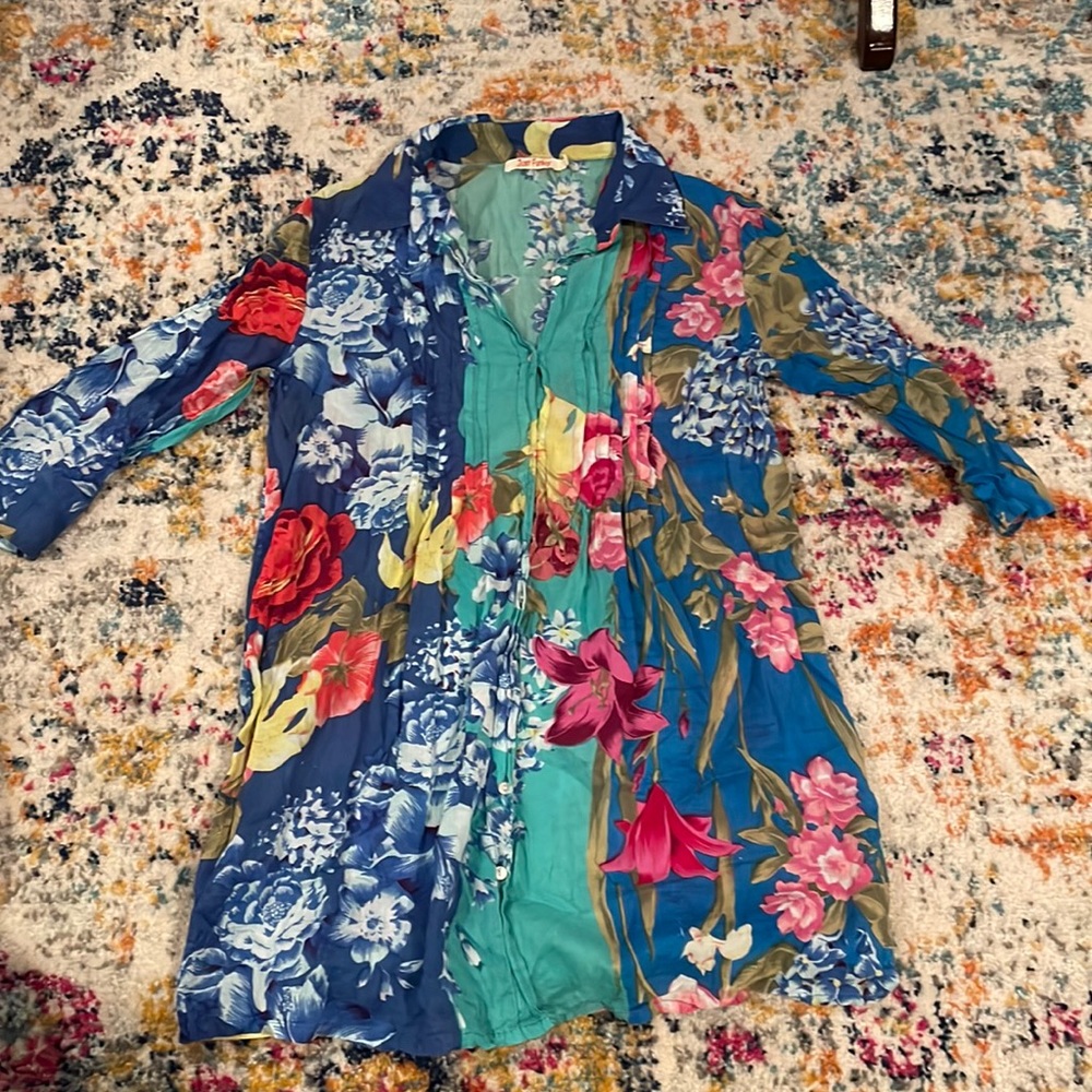 Just Funky floral printed button down tunic